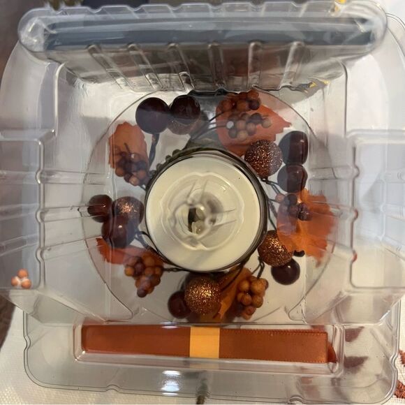 THREE Luminara Real Flame Effect RED Berry & Fall Pumpkin Ornaments-New Open Box - Picture 3 of 16